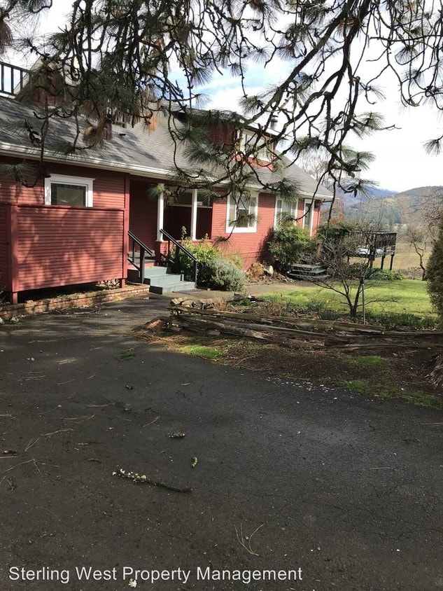 Primary Photo - 1000 Morey Rd