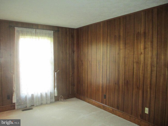 Foto del edificio - 6367 Lynwood Hill Rd