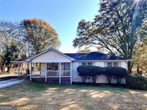 Building Photo - 2047 Panstone Ct SW