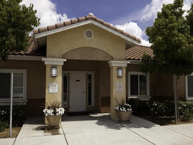 Foto del edificio - Summercrest Apartments