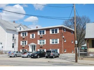 Primary Photo - 1167 Newport Ave