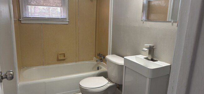 Foto del edificio - 522 Williams St