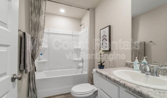 Building Photo - 6594 Eastland Cir