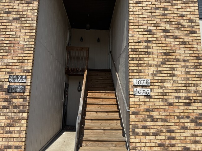 Foto del edificio - 1078 Manchester Ct