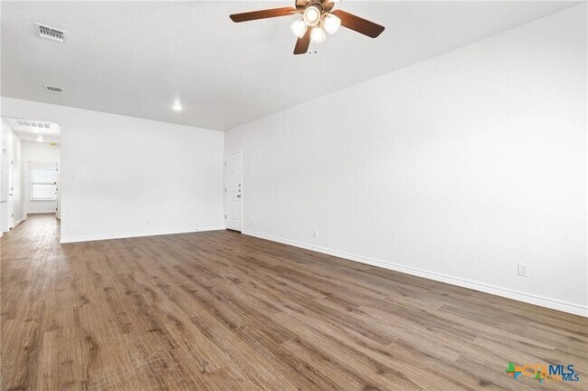 Foto del edificio - 3509 Abraham Dr