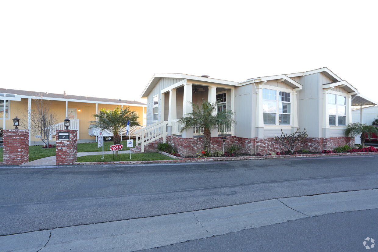 Foto del edificio - Rancho Del Rey Mobilehome Park