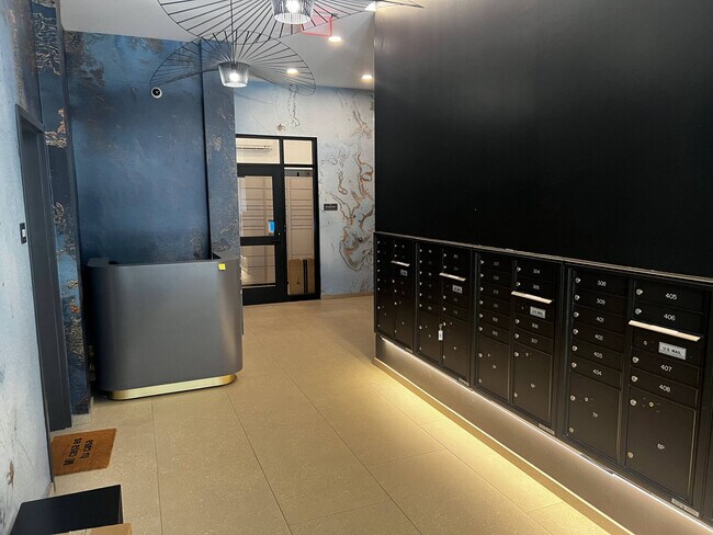 Foto del edificio - 128 Hemenway St
