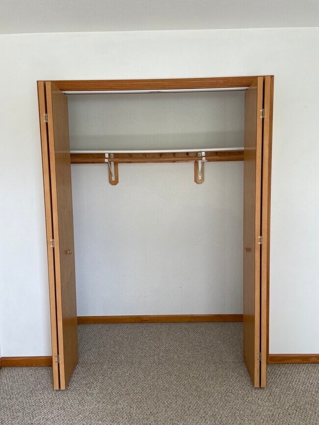 Foto del edificio - 6583 Jamie Ln