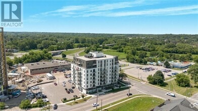 Building Photo - 7 Erie Ave