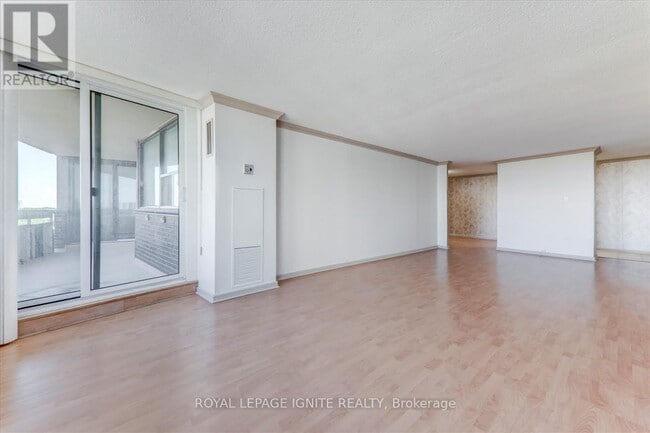 Building Photo - 45-945 Huntingdale Blvd
