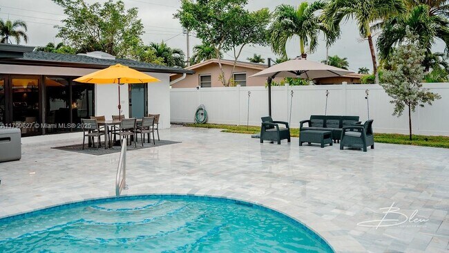 Foto del edificio - 2506 Bimini Ln