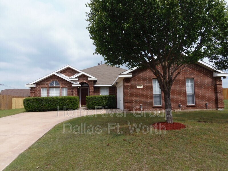 904 Mockingbird Ln, DeSoto, TX 75115 House for Rent in DeSoto, TX