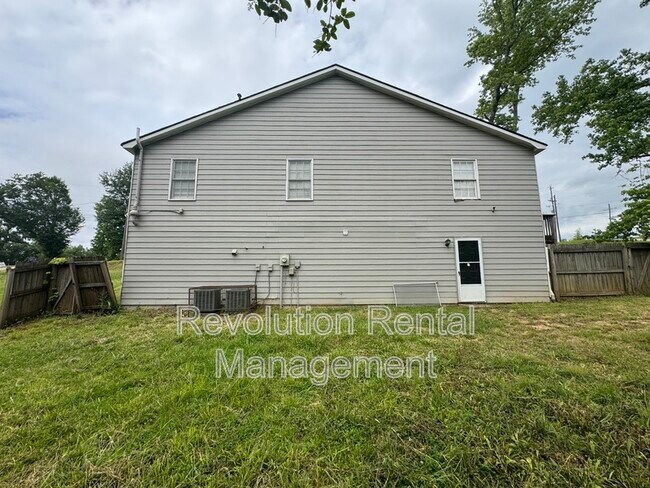 Foto del edificio - 4 Meadow Sweet Ln