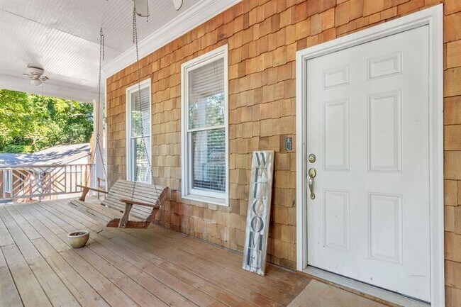 Foto del edificio - 65 Claire Dr SE