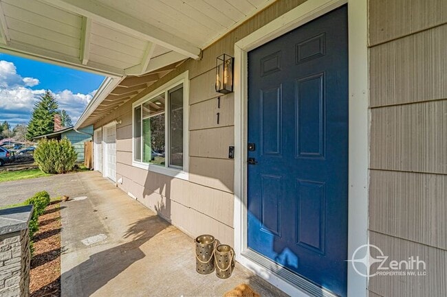 Building Photo - 1011 NE 82nd Ave