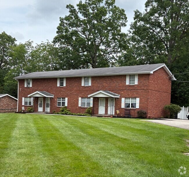 Building Photo - 715 Pearl Dr