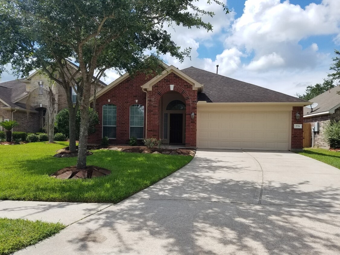 Foto principal - 2936 Landing Edge Ln