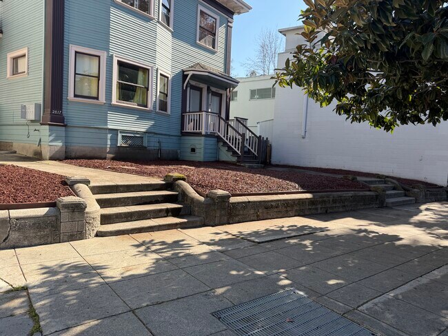 Foto del edificio - 2819 Telegraph Ave