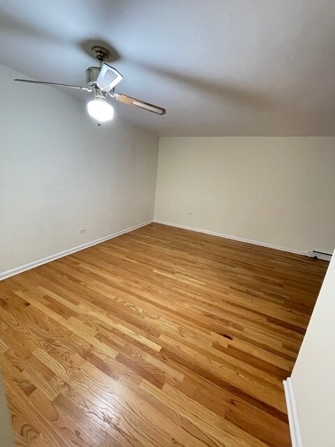 Foto del edificio - 431 W Barry Ave