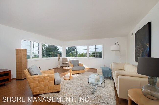 Foto del edificio - 3 br, 2.5 bath House - 1375 MUIRLANDS VIST...