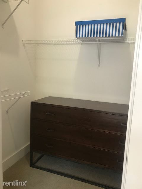 Building Photo - 1 br, 1 bath  - 49 W Colonial Dr