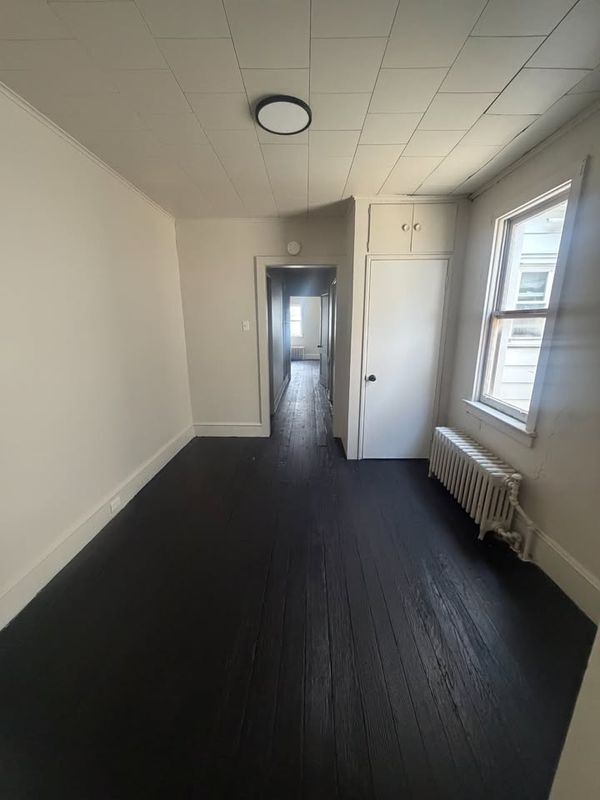 Building Photo - 206 N 3rd St