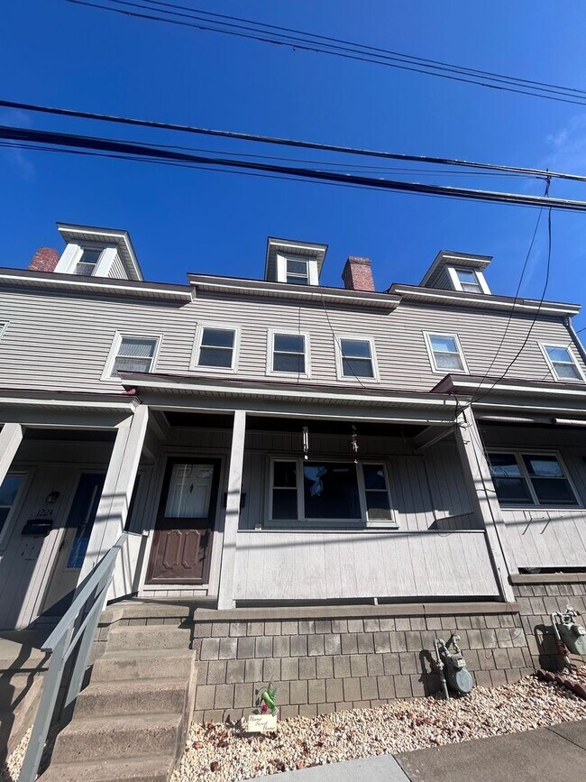 Building Photo - 1220-1224-1224 Termon Ave