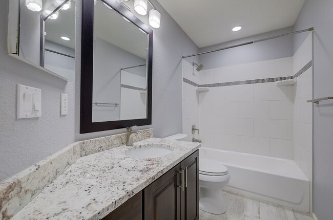 Building Photo - 6571 Shannon Trl