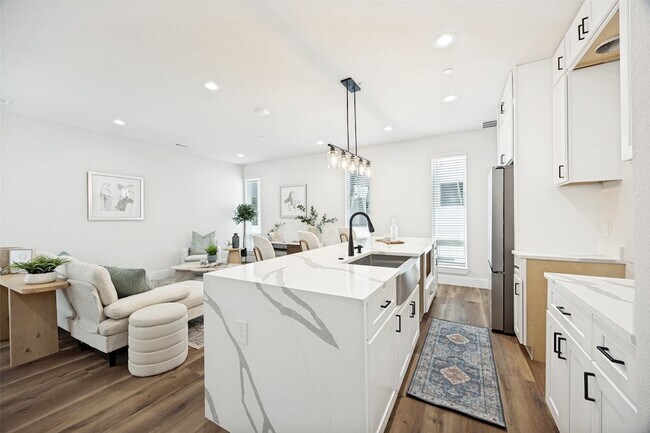 Foto del edificio - 5633 Live Oak St