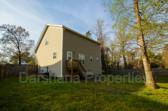 Building Photo - 409 Kellywood Ct