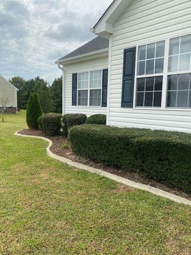 Foto del edificio - 305 Towbridge Ln