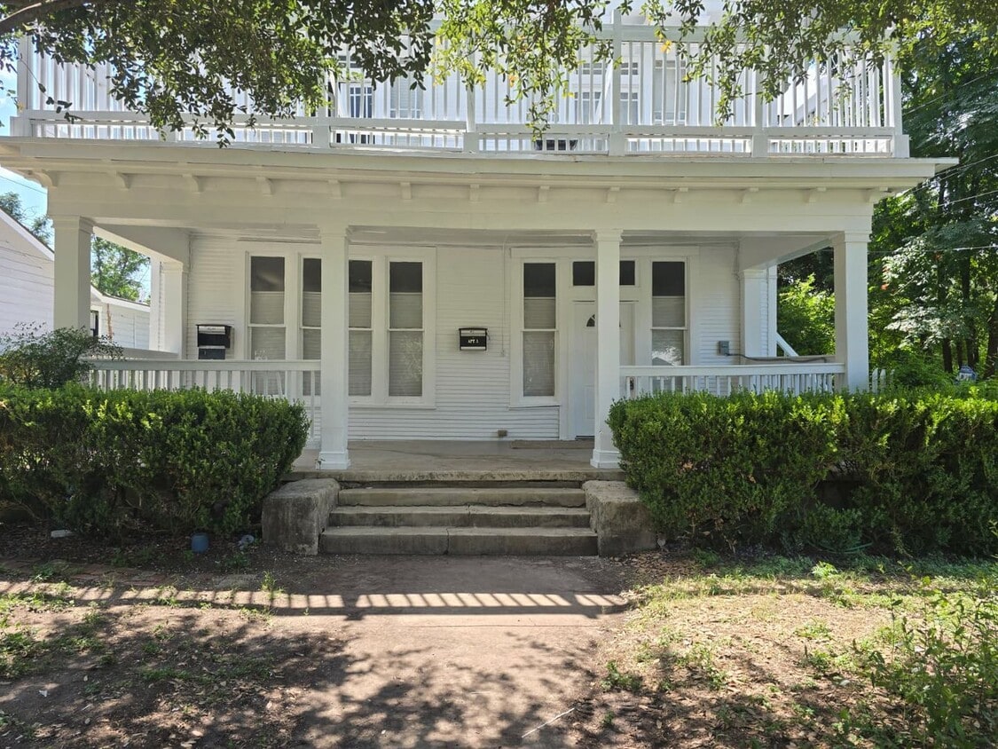 Photo - 1228 Virginia Blvd