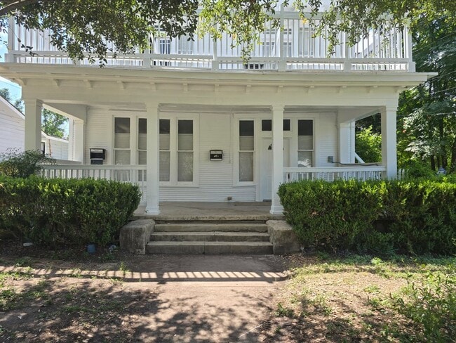 Photo - 1228 Virginia Blvd Apartment