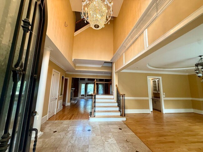 Building Photo - 515 Brogdon Rd