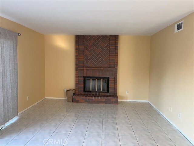 Building Photo - 928 Sunnyhill Pl