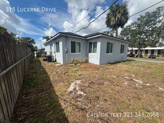Building Photo - 318 Lucerne Dr