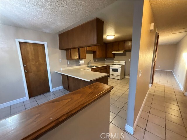 Building Photo - 12525 Kiowa Rd