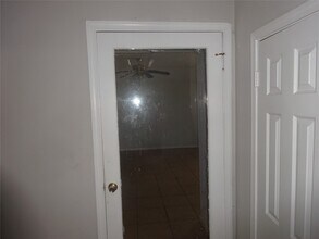 Building Photo - 7350 Santa Fe Dr