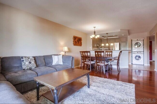 Building Photo - 9955 Scripps Westview Way