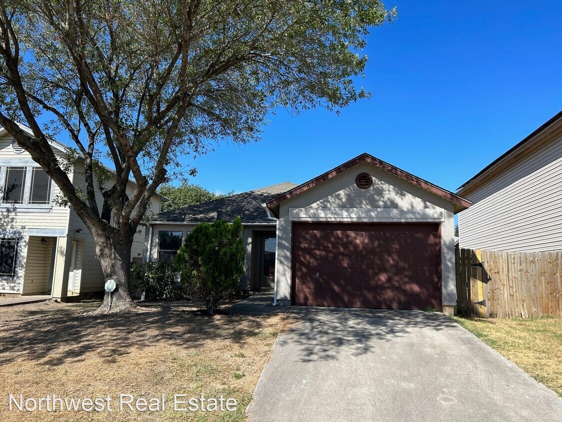Primary Photo - 2 br, 1 bath House - 6822 Canary Meadow
