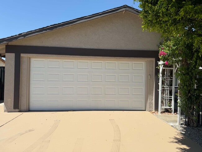 Building Photo - 69150 San Susanna Ave