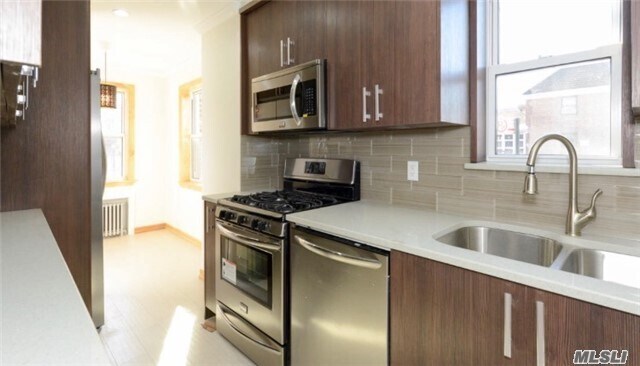 Building Photo - 105-01-105-63 63rd Dr