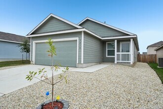 Building Photo - 7216 Pasture Run