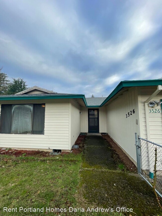 Building Photo - 3 br, 2 bath House - 3526 SE 118th Ave