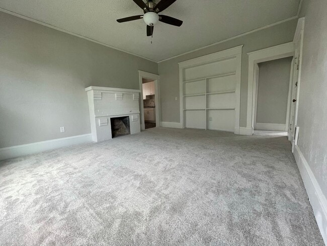 Building Photo - 2421 Rucker- 4 Unit