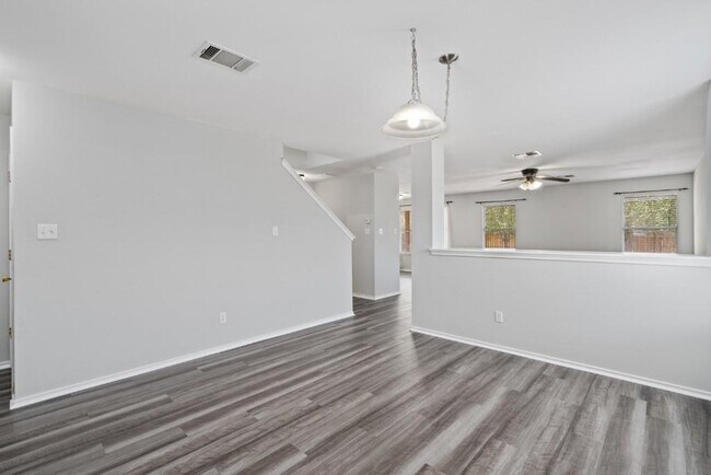 Foto del edificio - 142 Jack Rabbit Ln