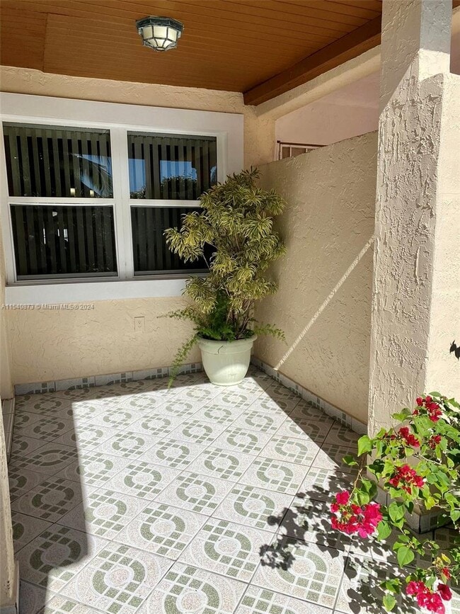 Building Photo - 11441 SW 4th St