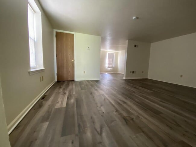 Foto del edificio - 129 N 14th St