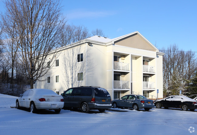 Foto del edificio - Maloff Towers Apartments