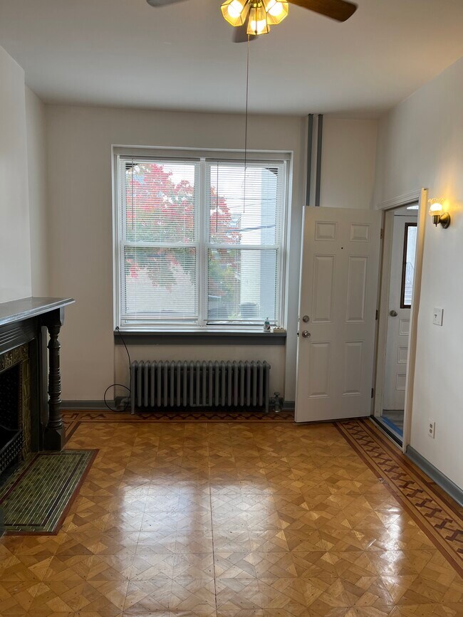Sala de estar - 43 First Street, Albany NY, USA